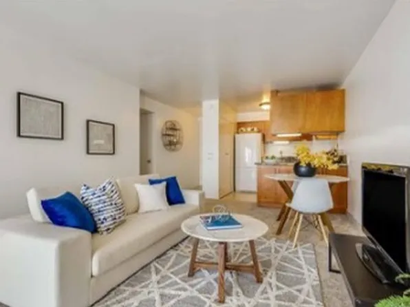 2474 Kapiolani Blvd, Honolulu, HI