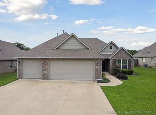 1416 E Pasadena St, Broken Arrow, OK 74011