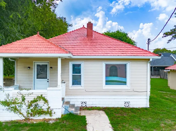 107 S Locust St, Mount Pleasant, TN 38474