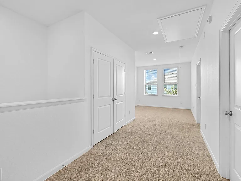 4027 Balboa Dr — Photo 12