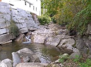 11 Highland Ave, Chelsea, VT 05038