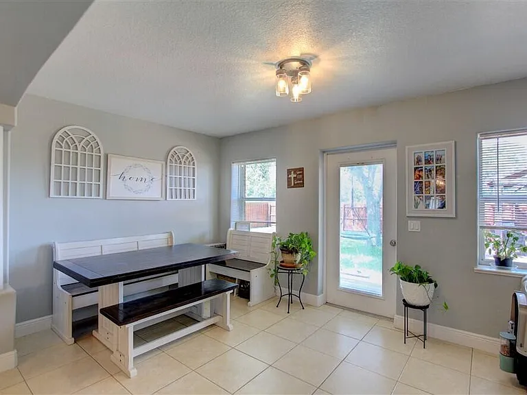 125 Palm Cir — Photo 21