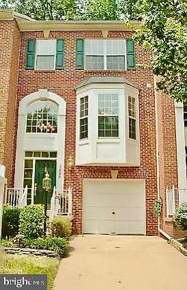 1st image of 1220 Wild Hawthorn Way