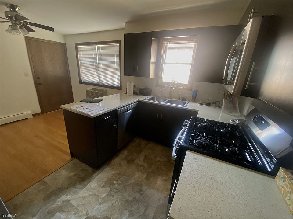 1st image of 4520 N Seeley Ave Unit 3B