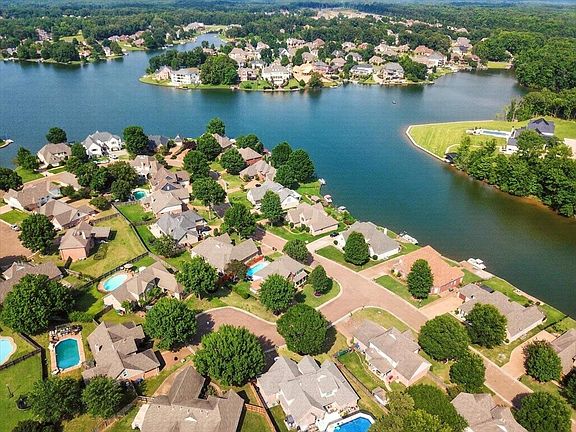 4th image of 3830 Breezy Shores Cv