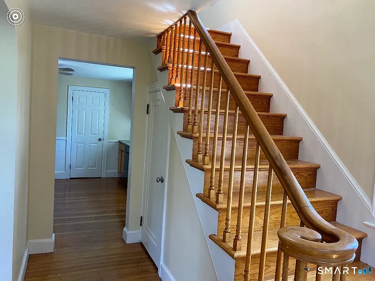 304 Buckingham St — Photo 8