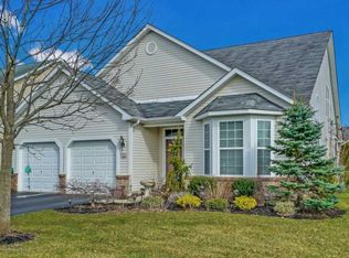 435 Monticello Ln, Lakewood, NJ 08701