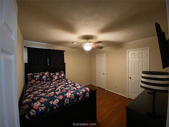 5th image of 914 Barchetta Dr