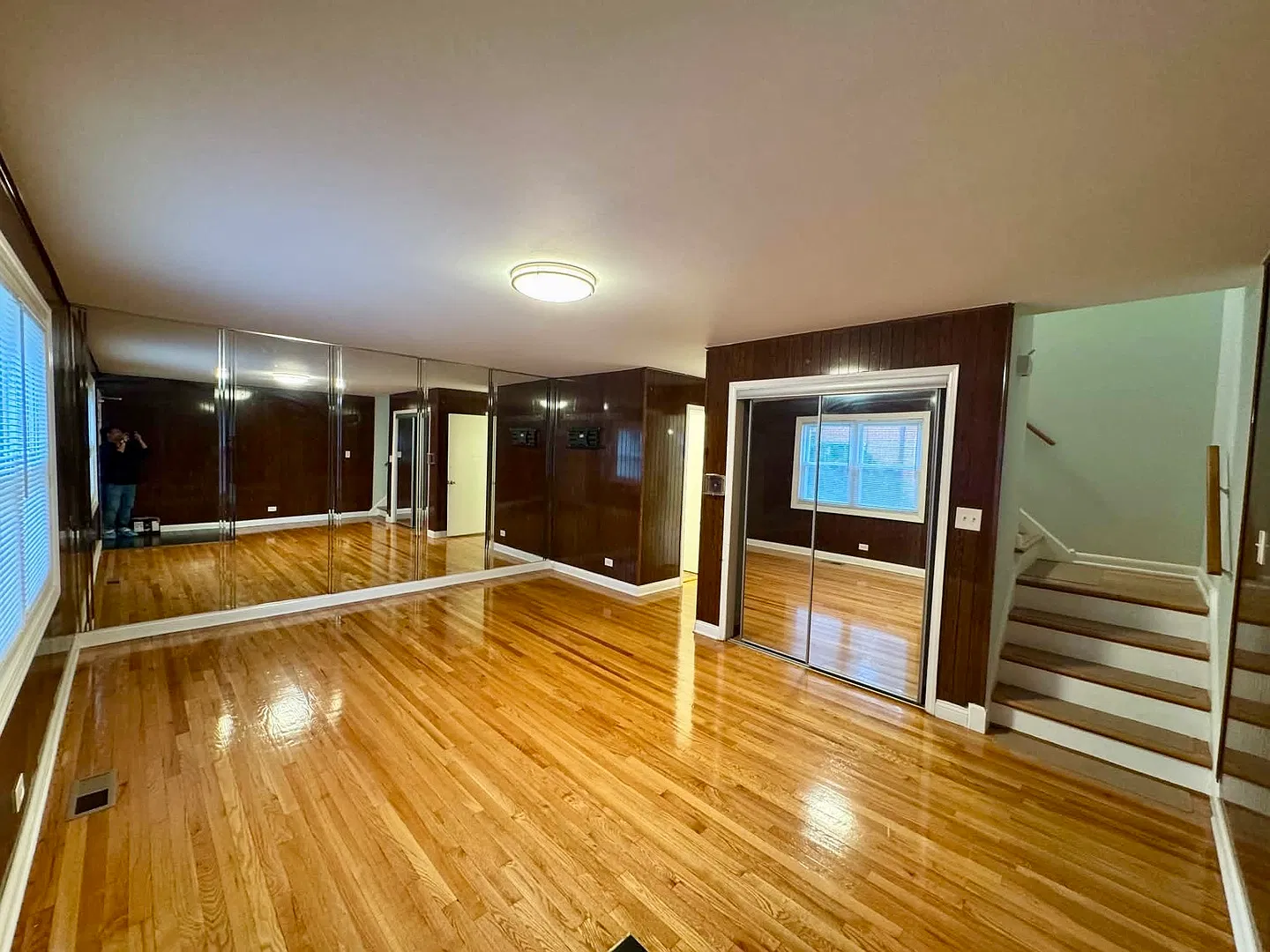 3 bed, 1.5 bath, 1500 sqft, $2,650 — Photo 3