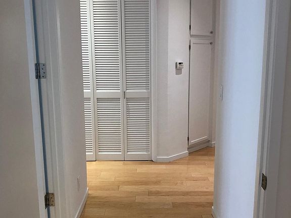 5th image of 11808 Dorothy St APT 106