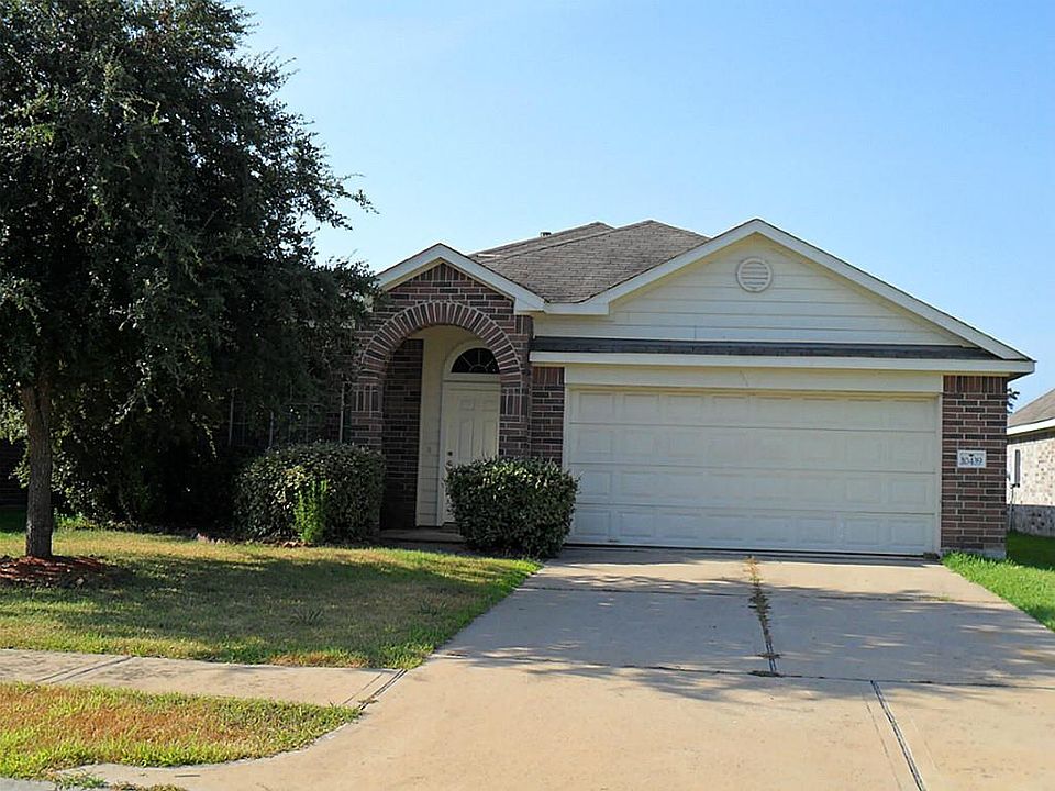 1st image of 10439 Iris Lake Ct