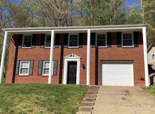 1430 Buena Vista Dr, Huntington, WV 25704