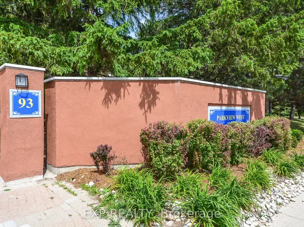 93 Westwood Rd #301, Guelph, ON N1H 7J7