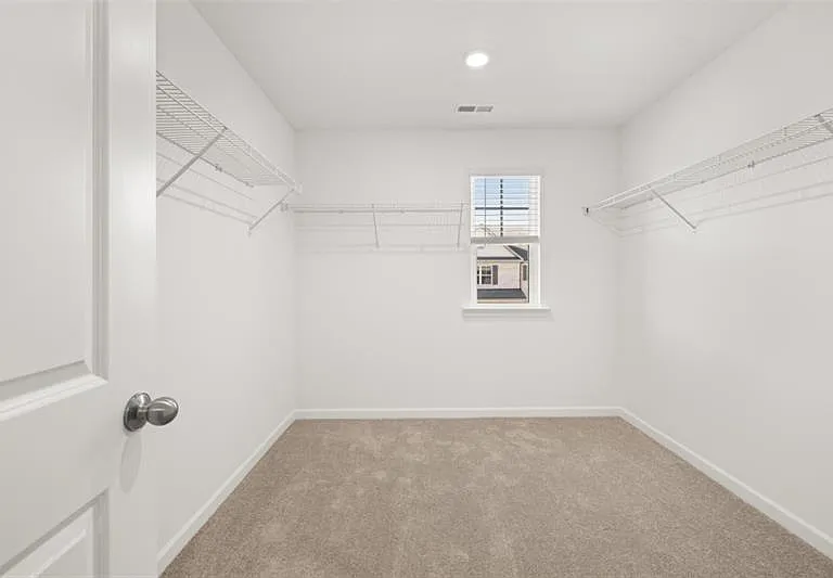 84 Smithwood Dr — Photo 16