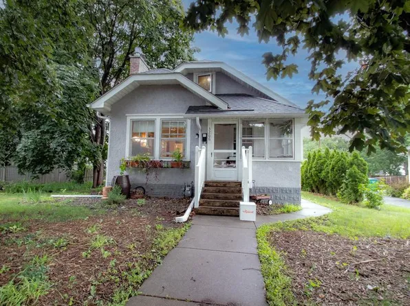 3266 Blackstone Ave S, Saint Louis Park, MN 55416