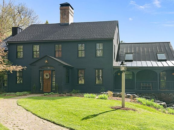 2nd image of 390 Pleasant Valley Road