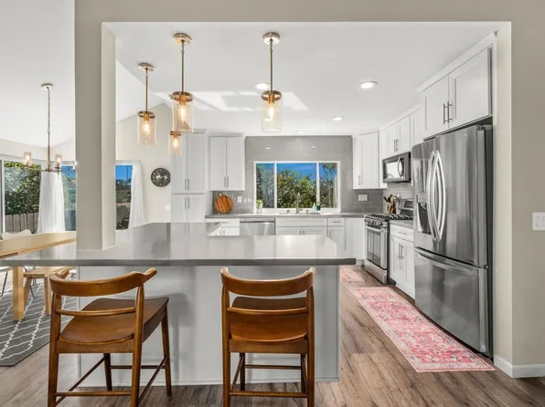 9877 Via Caceres, San Diego, CA 92129