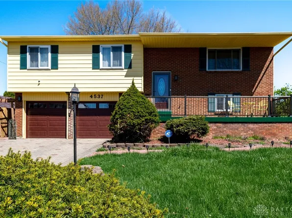 4537 College View Dr, Dayton, OH 45417