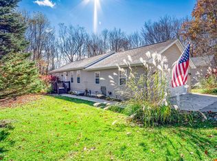 802 Crestrose Cir, Howard, OH 43028