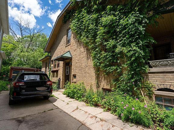 2nd image of 536 S 15th STREET