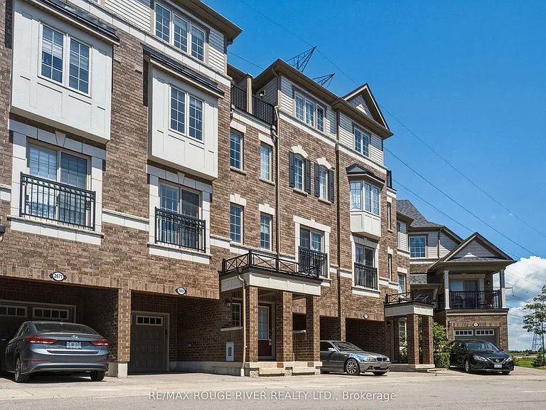 2669 Deputy Minister Path — Photo 2