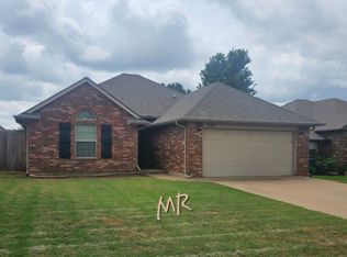 624 E Katelyn Ln, Mustang, OK 73064