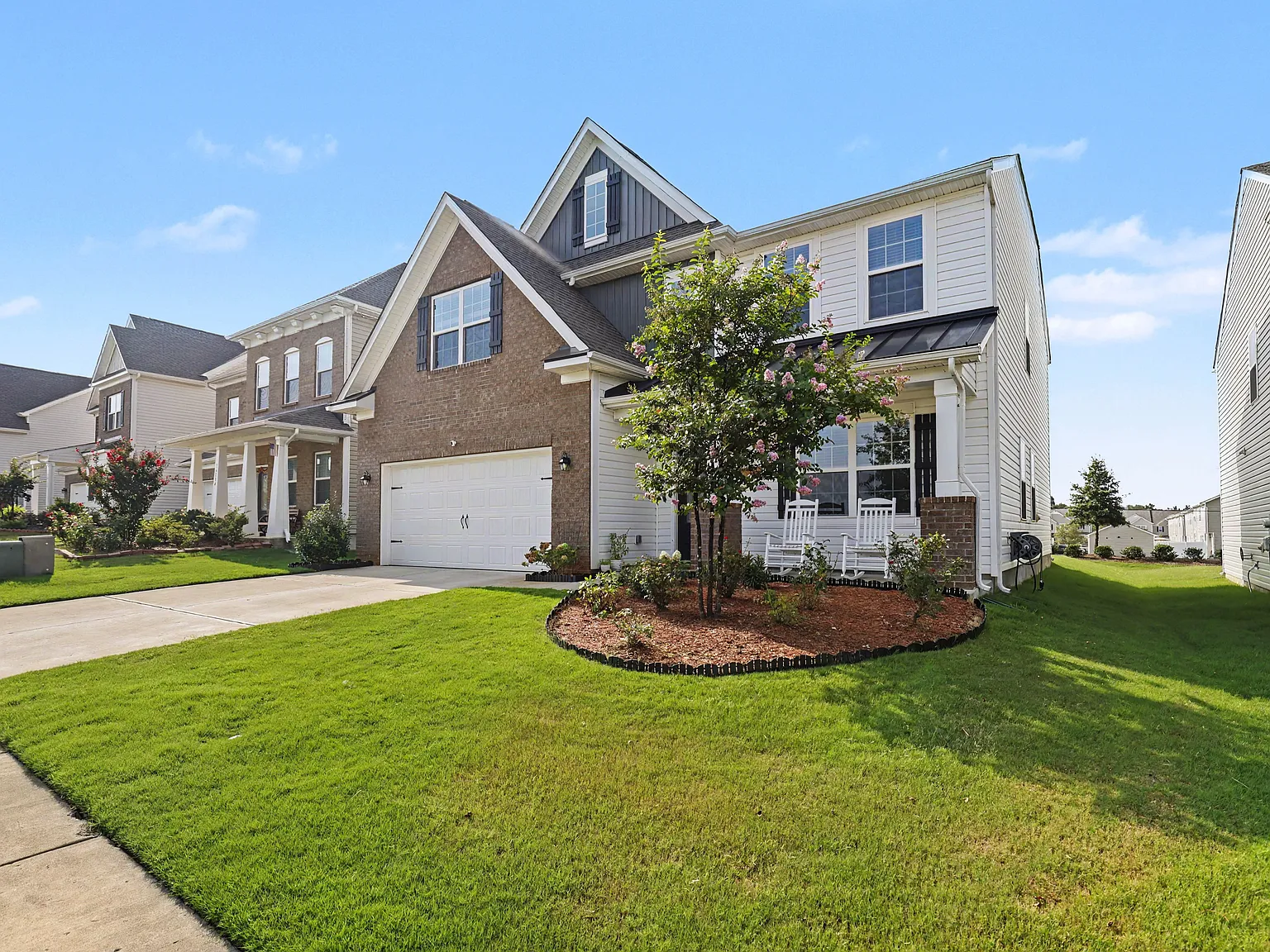 4 bed, 2.5 bath, 2753 sqft, $2,695 — Photo 4