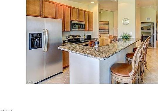 3rd image of 13750 Julias Way APT 515