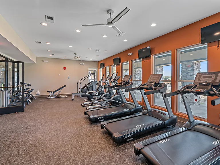 24/7 Fitness Center