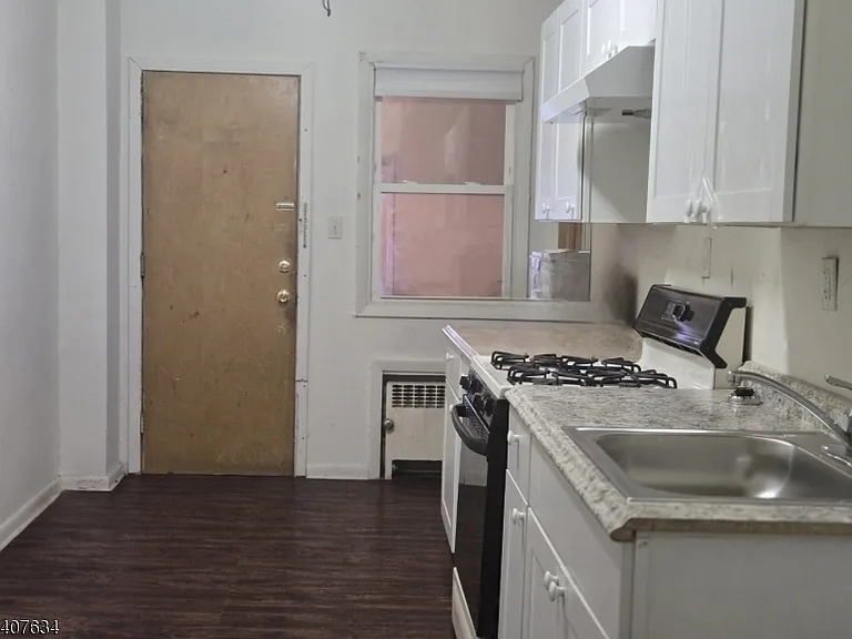 528 Valley Brook Ave — Photo 4