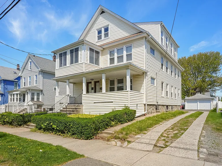 108 Barnum Ter — Photo 26
