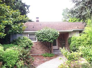 2717 NE 75th St, Seattle, WA 98115