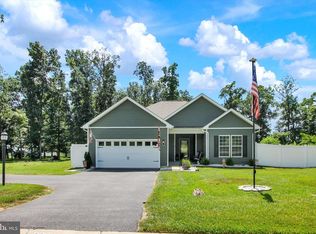 626 Ledger Dr, Hanover, PA 17331