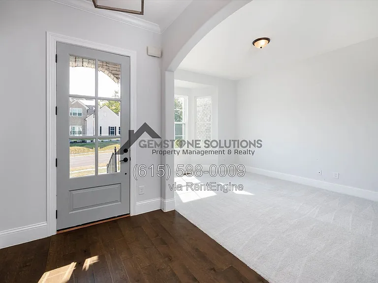 631 Silva Ln — Photo 15