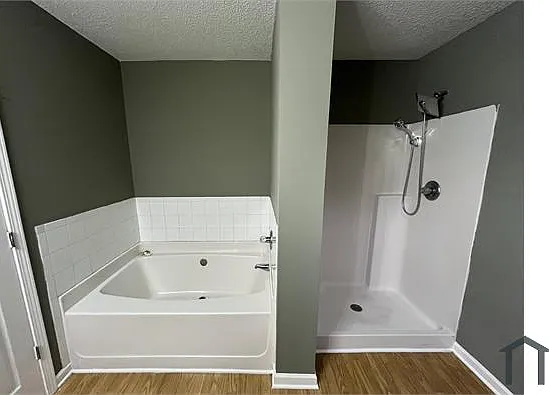 5421 Waterfall Ct — Photo 8