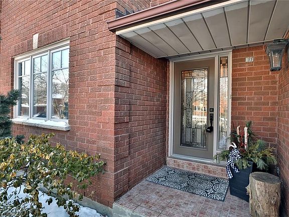 2nd image of 2128 Laurelwood Dr