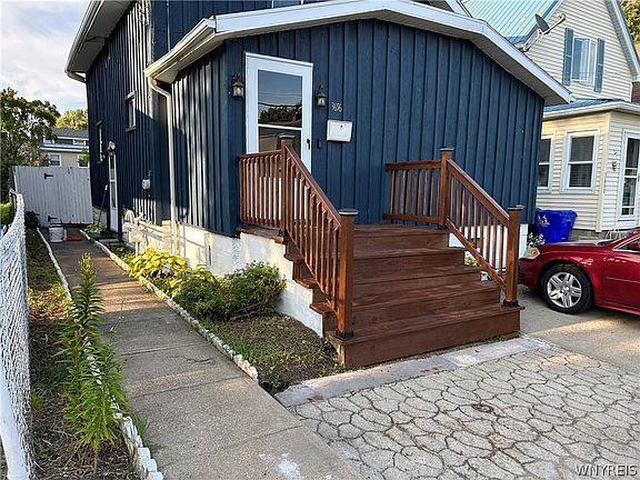 3rd image of 3656 7th St