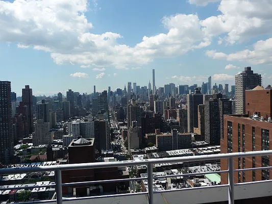 Sold by McDonagh Properties, Inc. | media 10