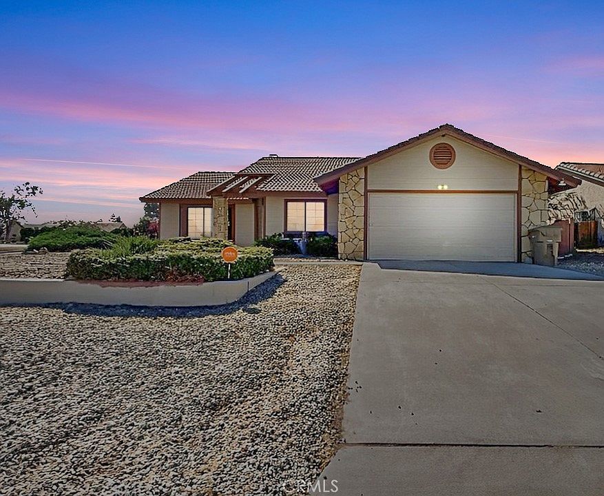 1st image of 13547 Mountain Dr