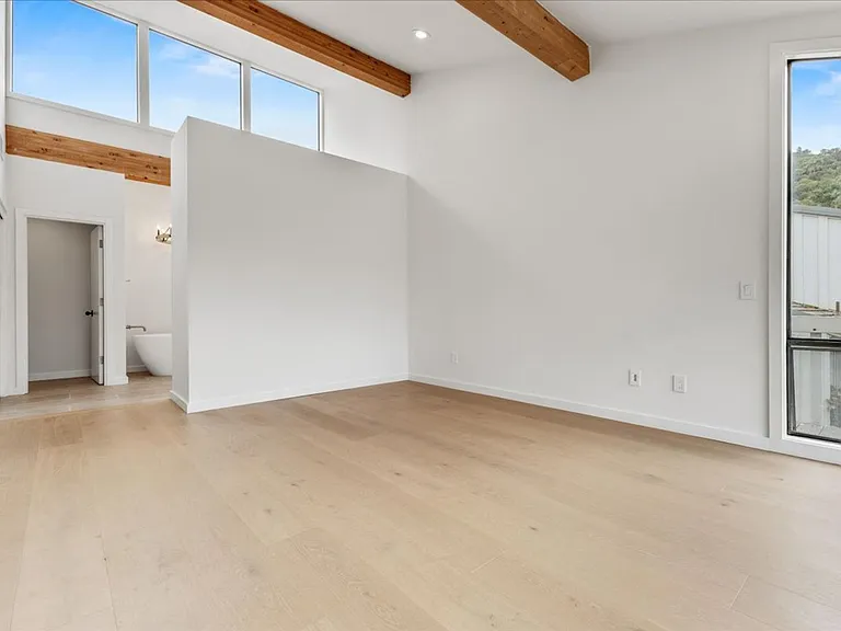 9503 Alder Ct — Photo 17