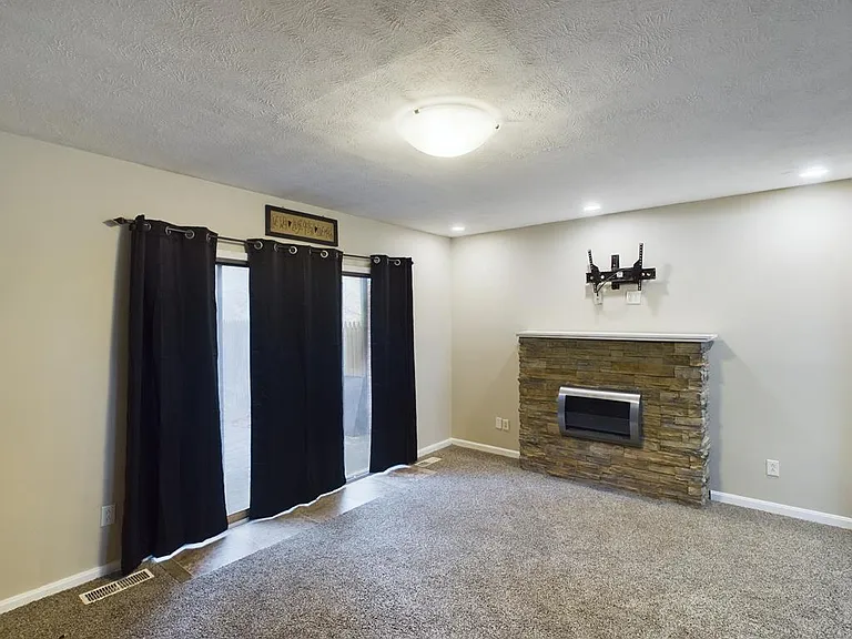 105 Northwood Dr — Photo 7