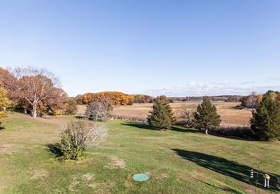 3rd image of 3 Riverview Hl #2