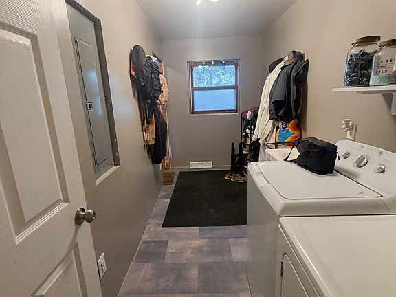 2nd image of 2319 Dunn Rd