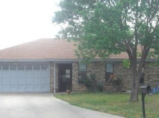 1017 E 41st Pl, San Angelo, TX 76903