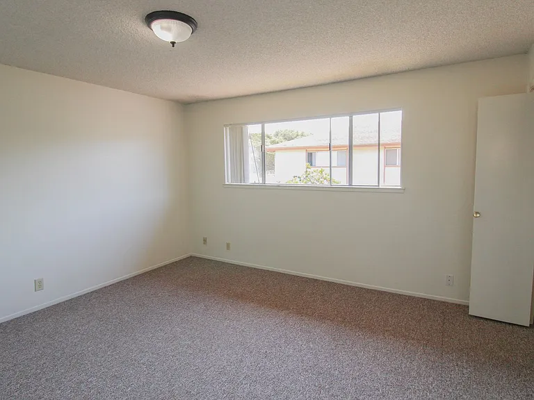 1338 Galleon Way #B — Photo 15