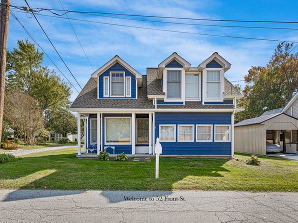 52 Front St