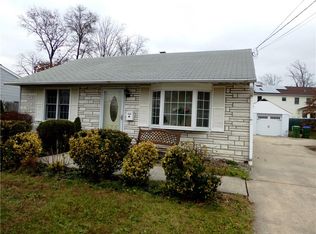 38 Crescent Rd, Edison, NJ 08817