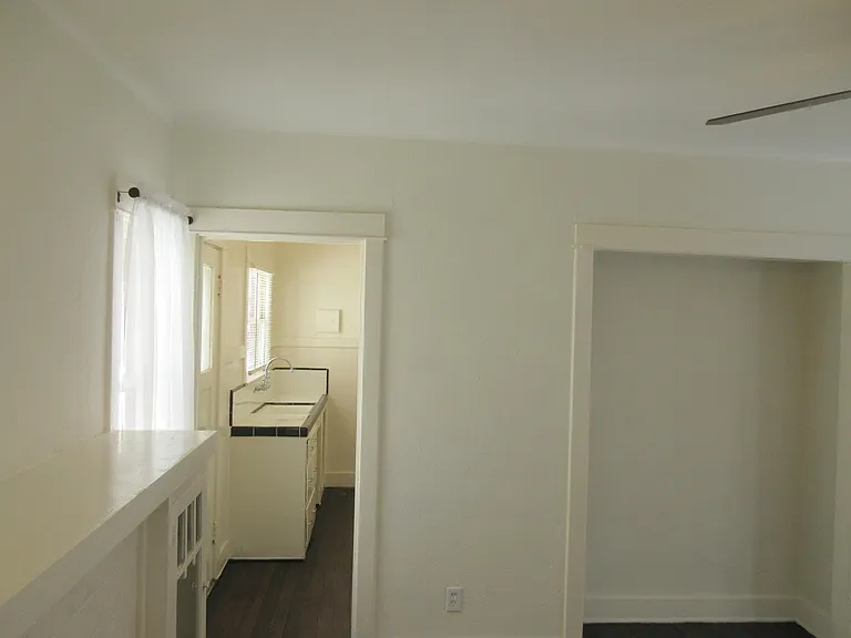 1137 Lodi Pl #3/5 — Photo 7
