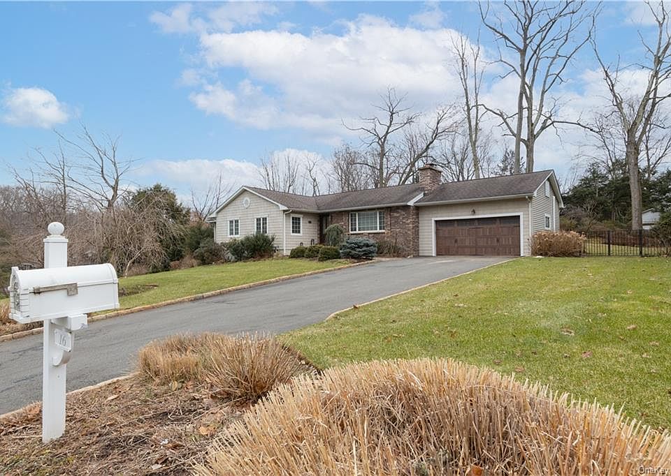 1st image of 16 Mendolia Ct