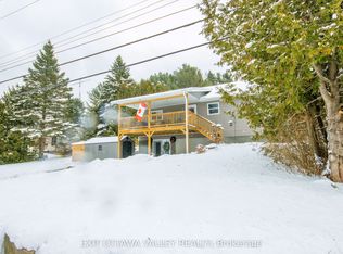 39090 Combermere Rd, Madawaska Valley, ON K0J1L0